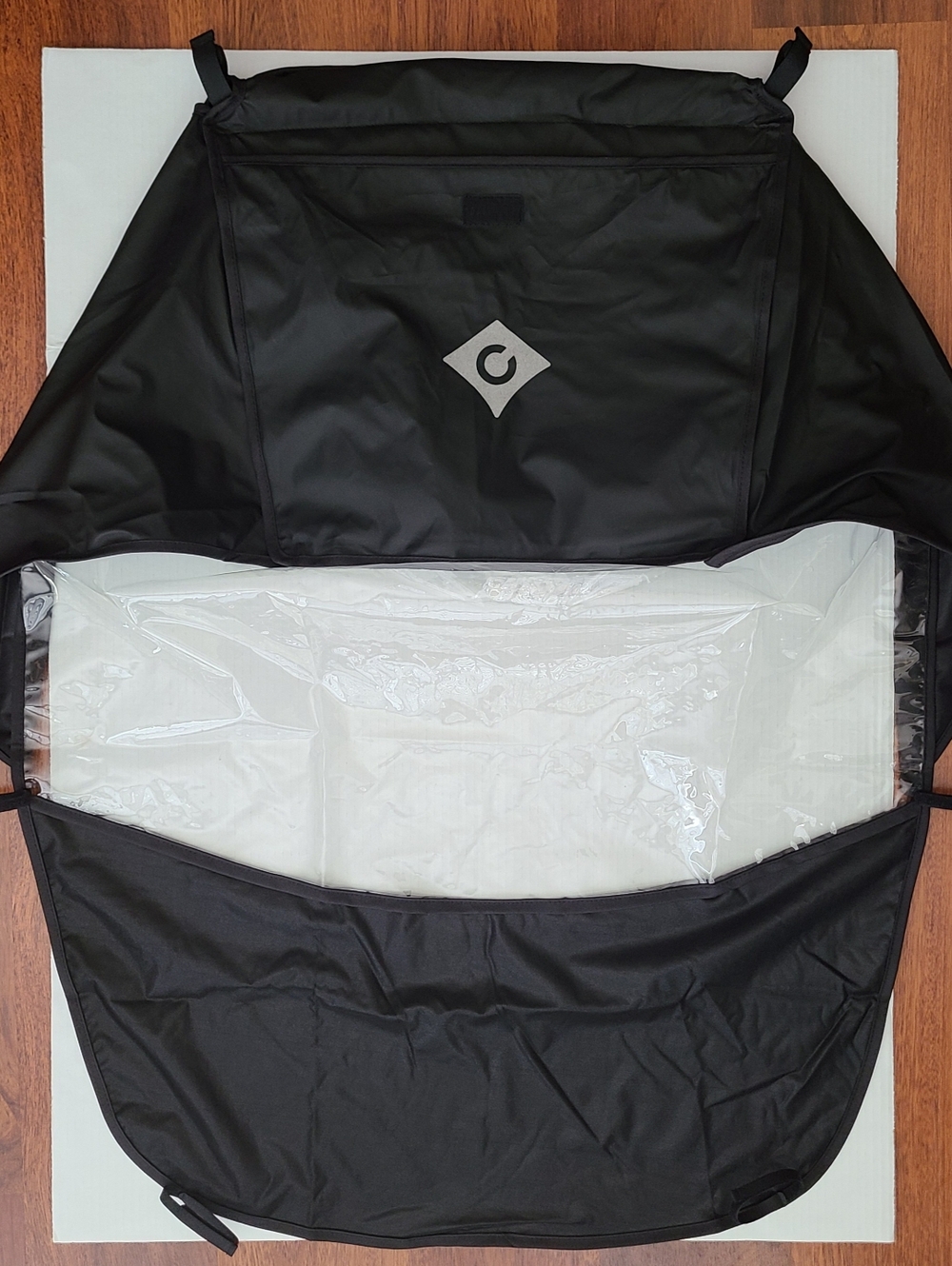 Colugo Compact Stroller Travel Bag & Stroller Rain Shield Cover - Picture 7 of 10